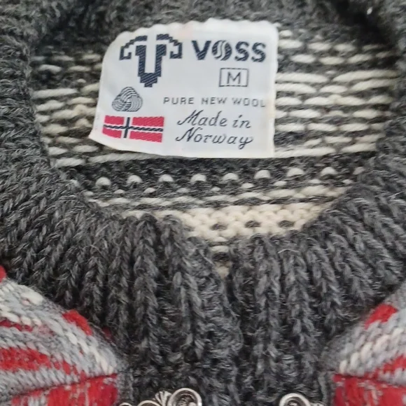 Vintage Voss Pure Wool Sweater - Picture 2 of 5